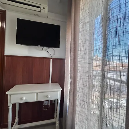 H La Hotel