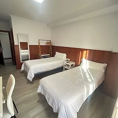 H La Hotell Brozas
